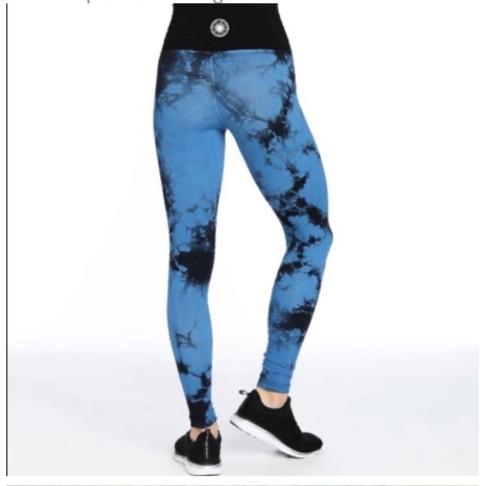 Soulcycle x NUX Tie dye legging small